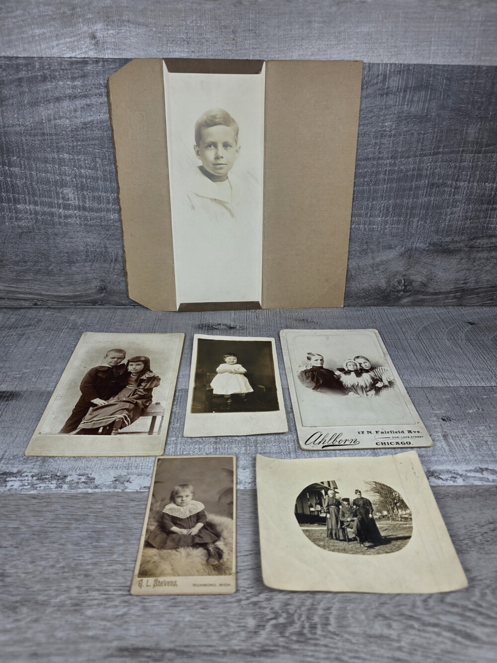 Antique Victorian Family Photo Lot Cabinet Cards Detroit Chicago MI 197.32